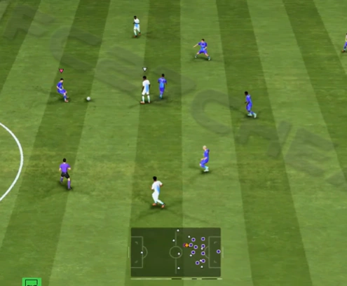 FC 27 online match with pitch mini-map HUD